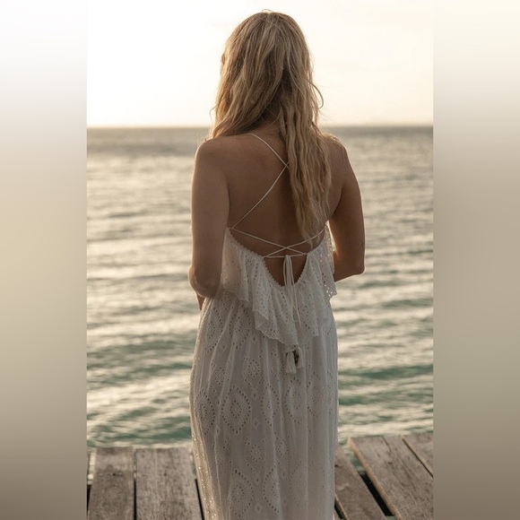 Spell Cream Lace Maxi Dress - Picture 4 of 16